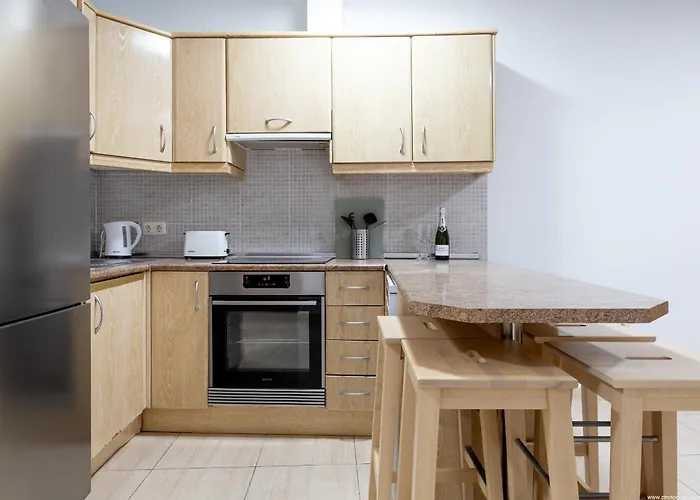 Апартаменти Edificio Carolina *